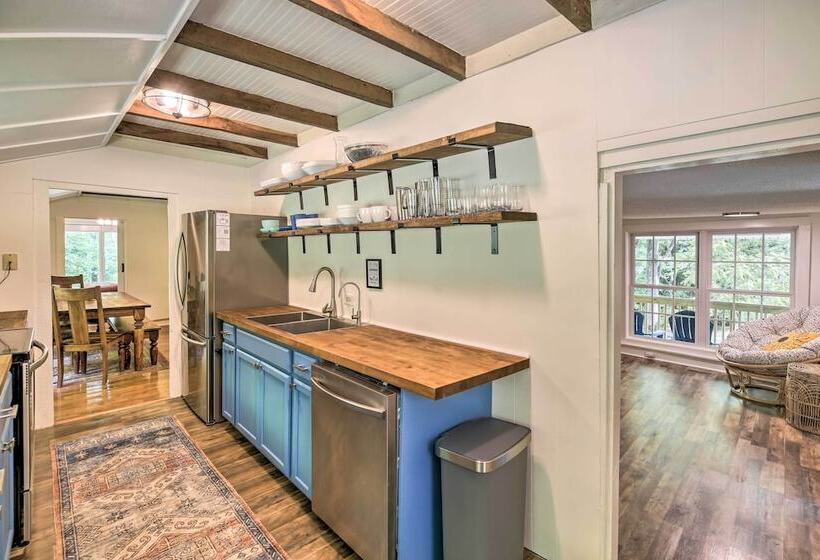 Private Riverfront Escape W/ Fire Pit & Grill