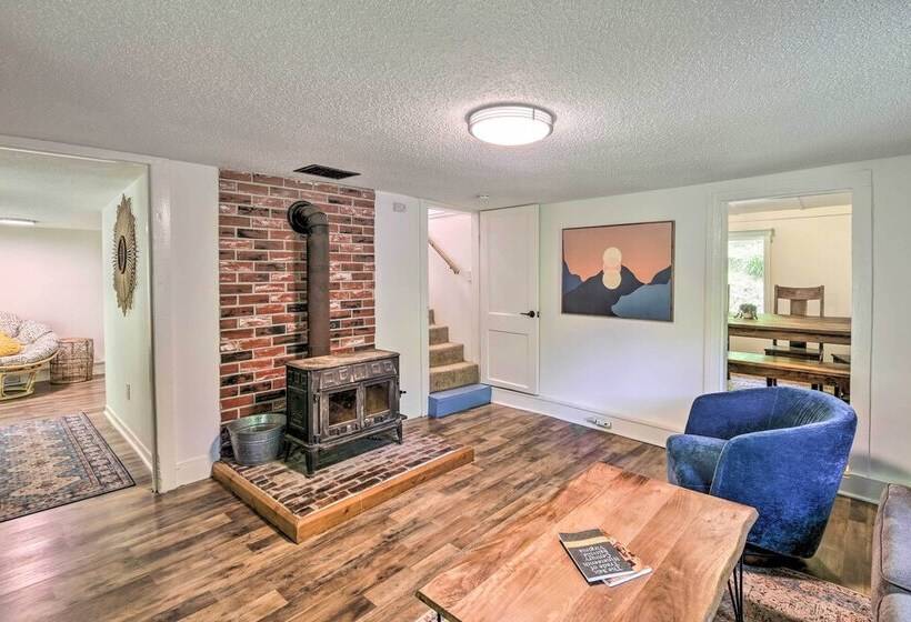 Private Riverfront Escape W/ Fire Pit & Grill