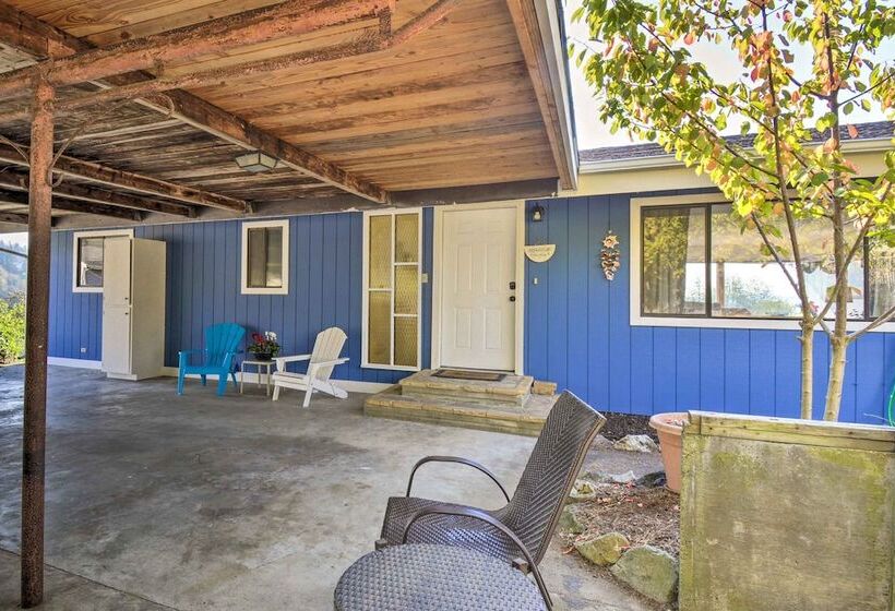 Relaxing Poulsbo Duplex W/ Liberty Bay Views!