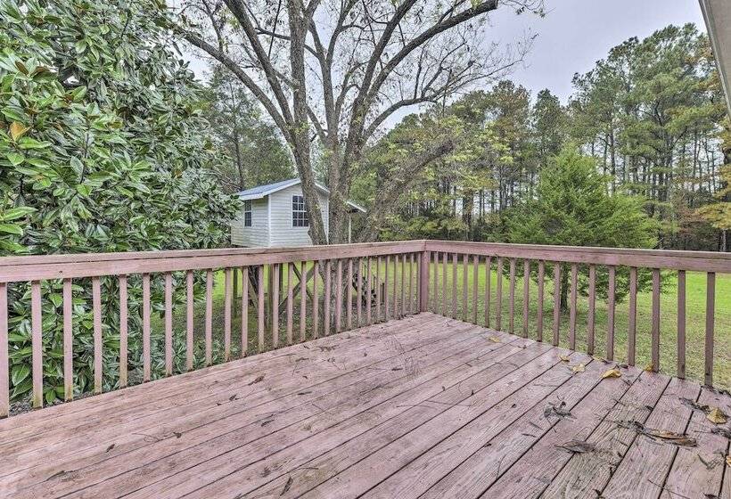 Remodeled Pittsboro Farmhouse Sitting On 220 Acres