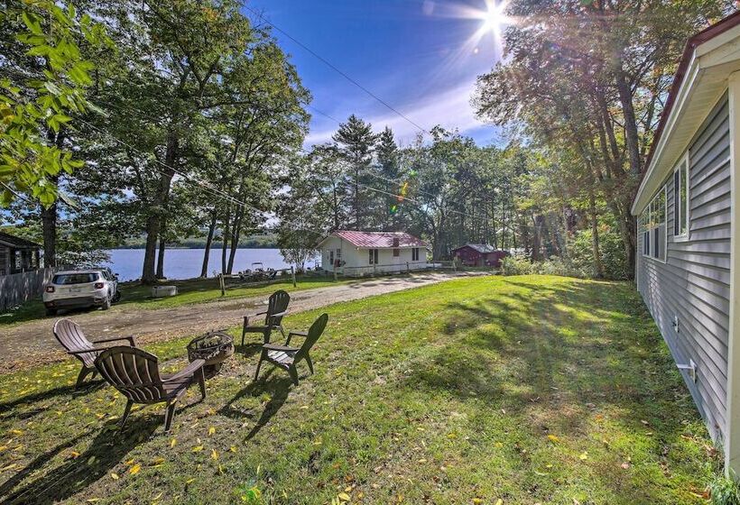 Rustic Retreat Across From Lake; Family Friendly!