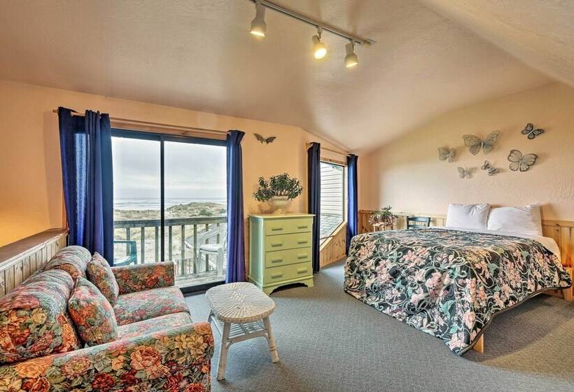 Sanderling Sea Cottages, Unit 1 With Deck!