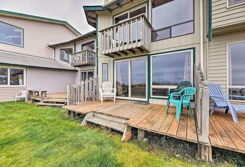 Sanderling Sea Cottages, Unit 2: Walk To Coast!