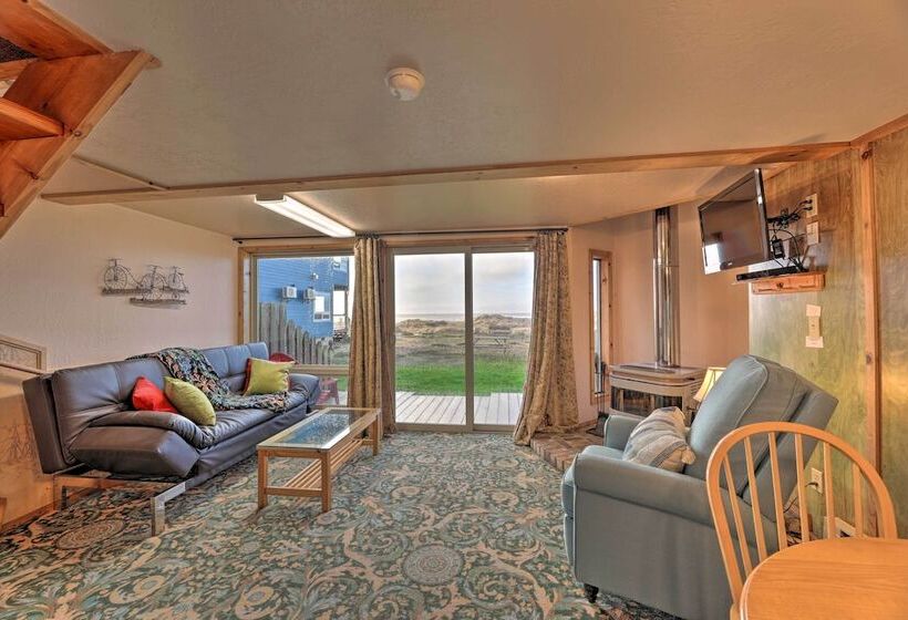 Sanderling Sea Cottages, Unit 2: Walk To Coast!