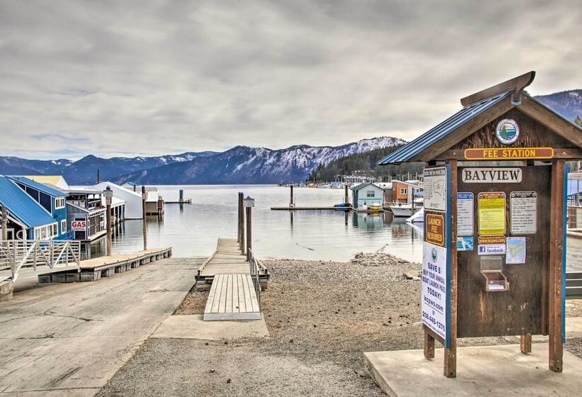 Serenity At Scenic Bay: Floating Cottage W/ Views!