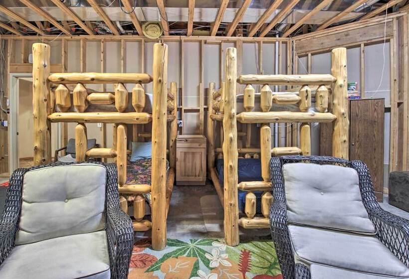 Spacious & Secluded Home By Pokegama Lake!