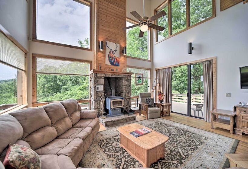 Vibrant Bryson City Home W/ Mtn Views & Deck!