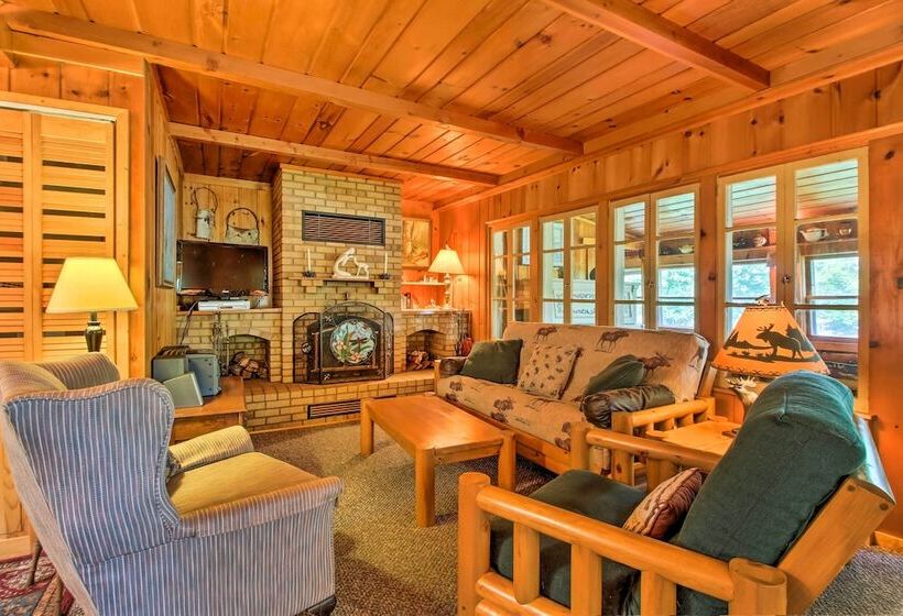 Wilderness Acres Retreat On Bear Lake!