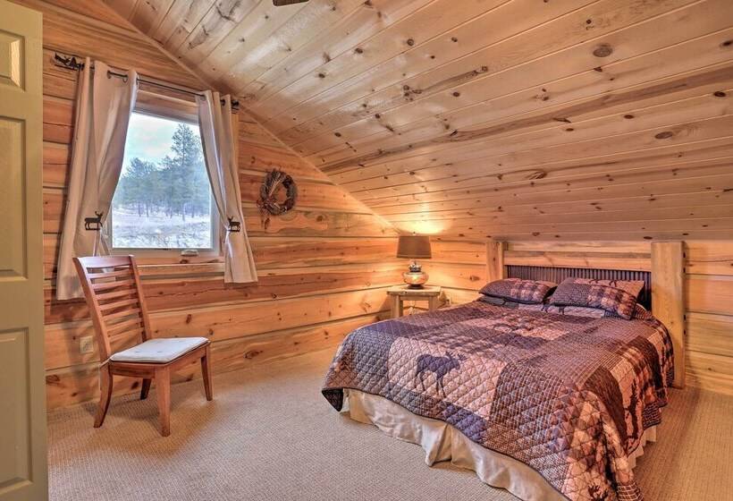 Cozy & Private Custer Cabin W/ Hiking On Site