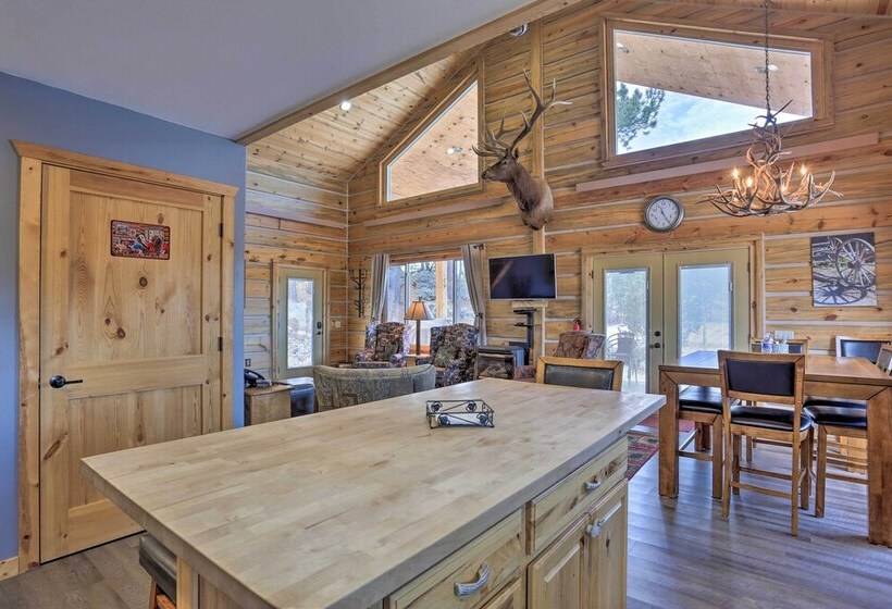 Cozy & Private Custer Cabin W/ Hiking On Site