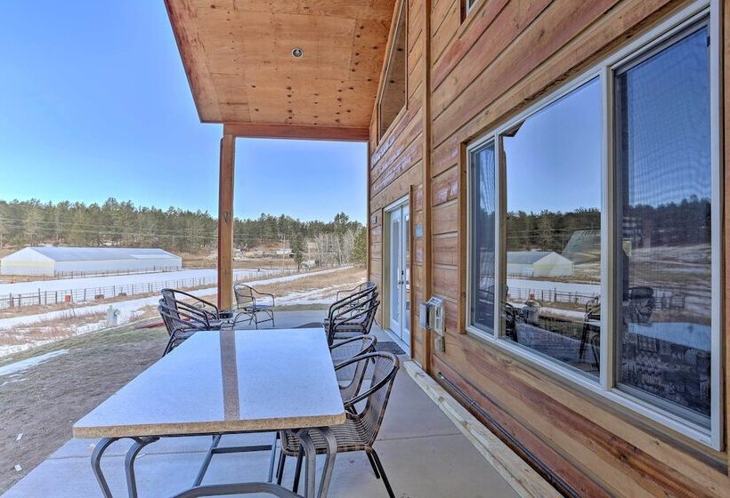 Cozy & Private Custer Cabin W/ Hiking On Site