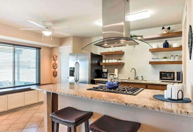 El Paso Smart House: Backyard   12 Mi To Downtown