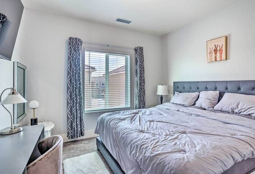 Fresno Home W/ Grill   9 Mi To Downtown