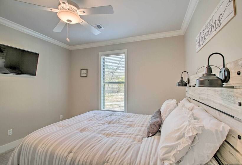 Greenside Bunker  W/ Fire Pit On Golf Course!