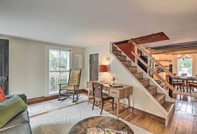 Historic Home In Lambertville: Walk To Bridge