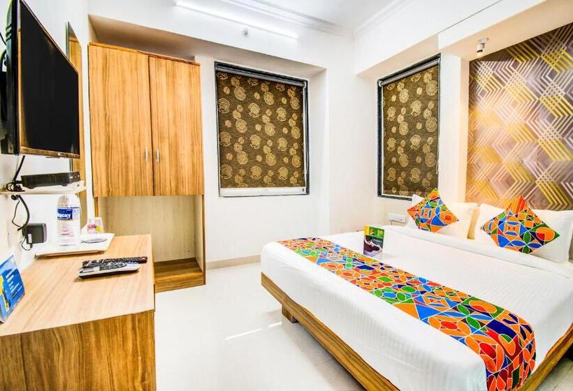 בית מלון כפרי Fabexpress Marvel Bliss   Nr Trump Towers