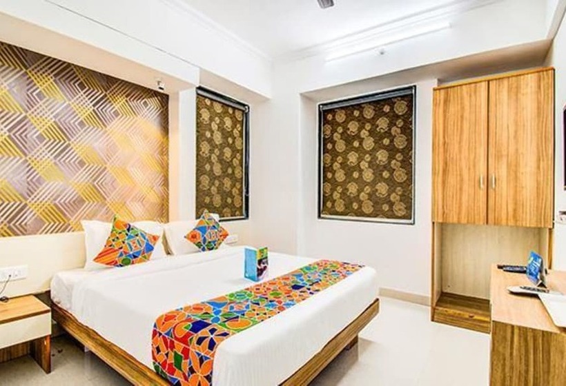 בית מלון כפרי Fabexpress Marvel Bliss   Nr Trump Towers