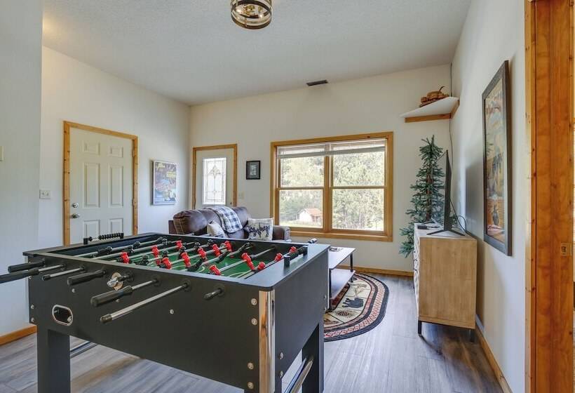 Keystone Escape W/ Amazing Mt Rushmore View!