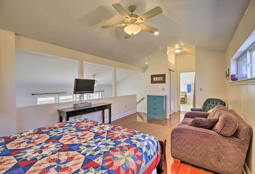 Pet Friendly Cabin W/ Dock On Claytor Lake!