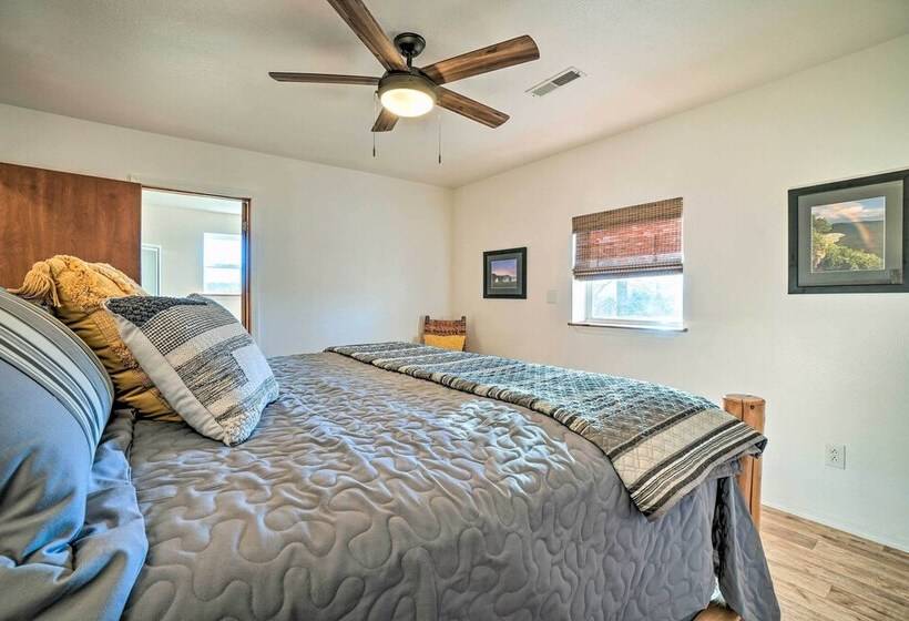 Relaxing Rural Harrison Home   11 Mi To Town