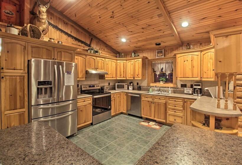 Remote Cabin Retreat By Blue Ridge Mtn Trails