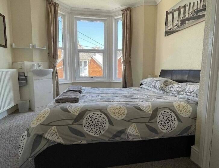 إقامة Charming 2 Bed House In Dawlish Town Centre