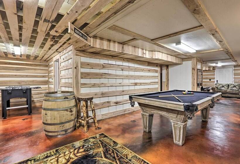 Serene Pigeon Forge Hideaway W/ Game Room!