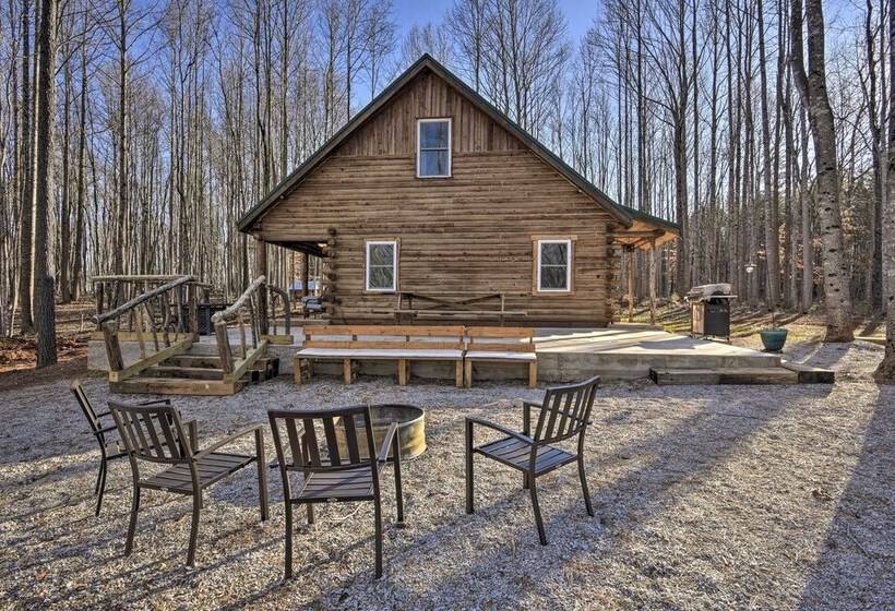 Stylish Creekside Cabin W/ Fire Pit Near Wineries