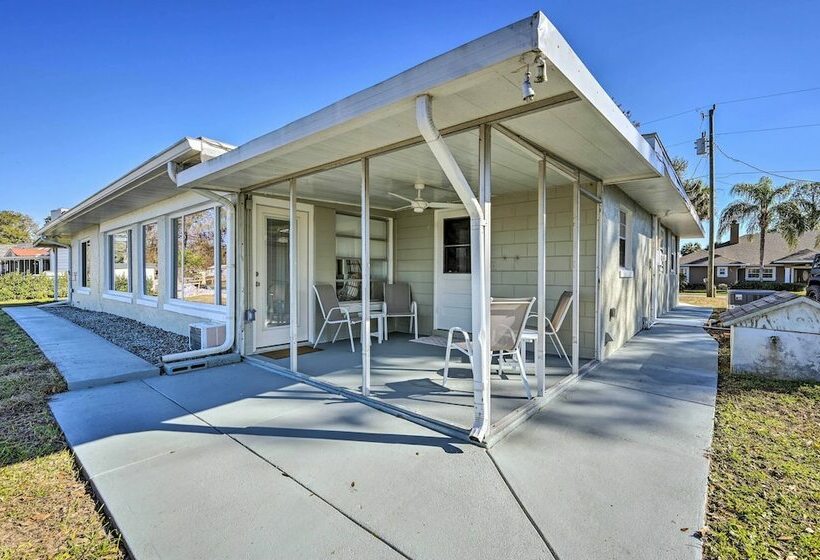 Private Dock + Grill: Sunny Lake Weir Retreat!