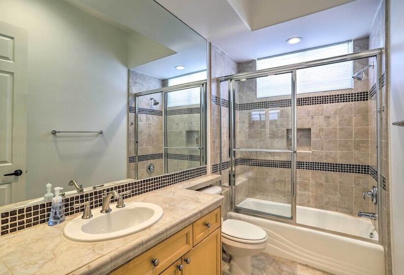 Updated & Modern Palm Desert Hideaway W/ Pool