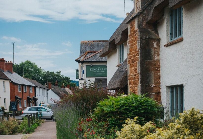 צימר Kings Arms Otterton