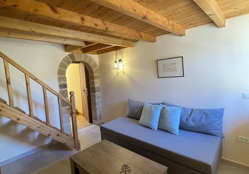 تختخواب و صبحانه Midgard Suites   Medieval Town
