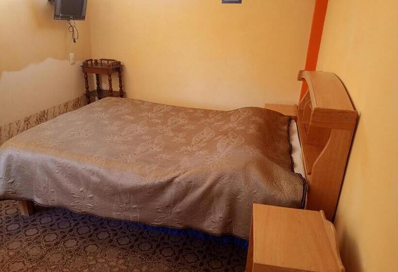 مسافرخانه Puerto Alegre Copacabana