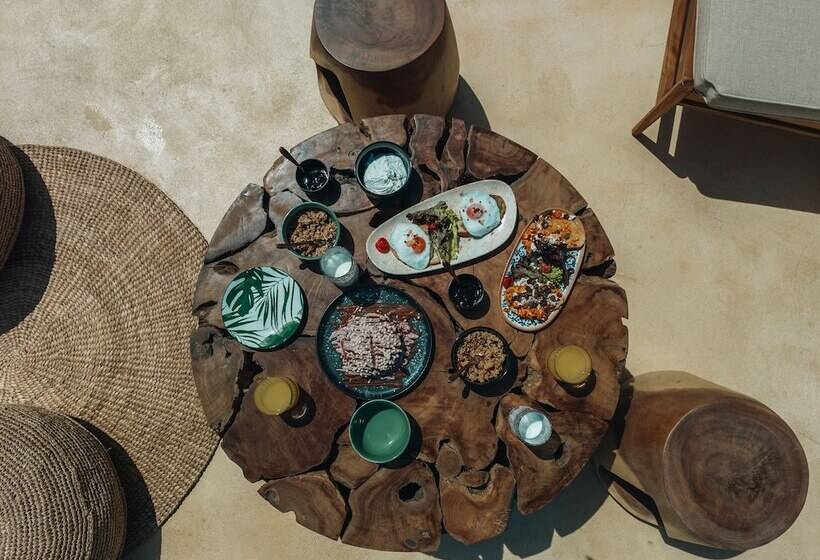 Hotel Divino Caldera