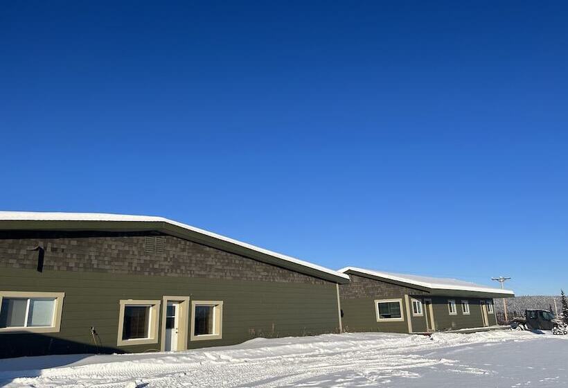 בית מלון כפרי Gunsight Mountain Lodge
