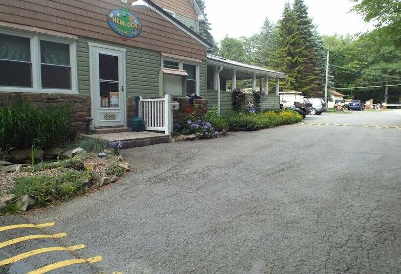 酒店 Hemlock Campground And Cottages