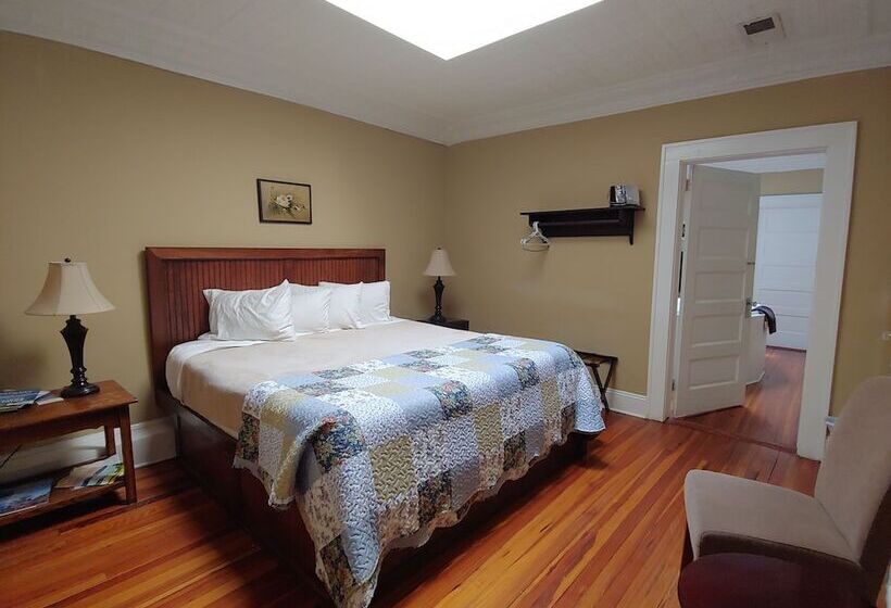 ホテル Iron Horse Station