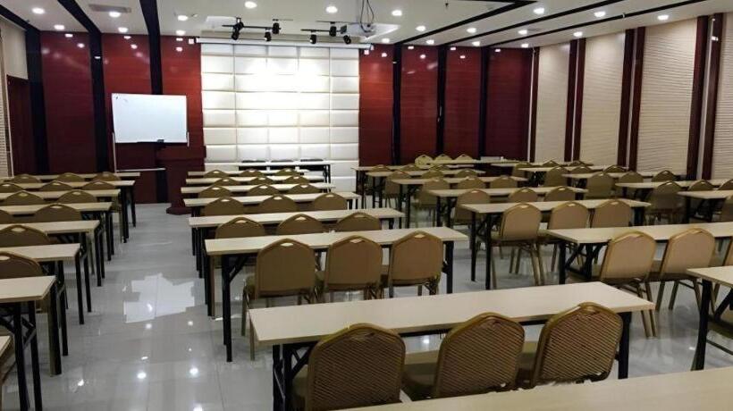 호텔 Jinjiang Inn Ulanqab Jining 1st Middle School