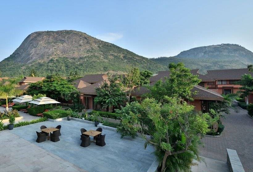 酒店 Mulberry Shades Bengaluru Nandi Hills, A Tribute Portfolio Resort