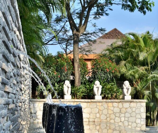 酒店 Mulberry Shades Bengaluru Nandi Hills, A Tribute Portfolio Resort
