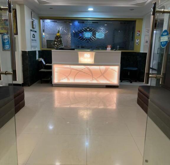 فندق Niraj International