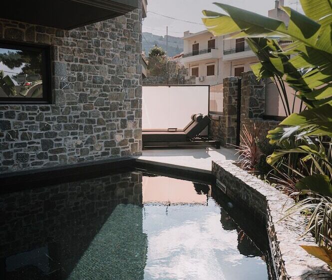 هتل Opal Executive Suites