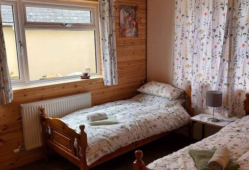 ホテル Spacious Self Catering Accommodation Near Hayonwye