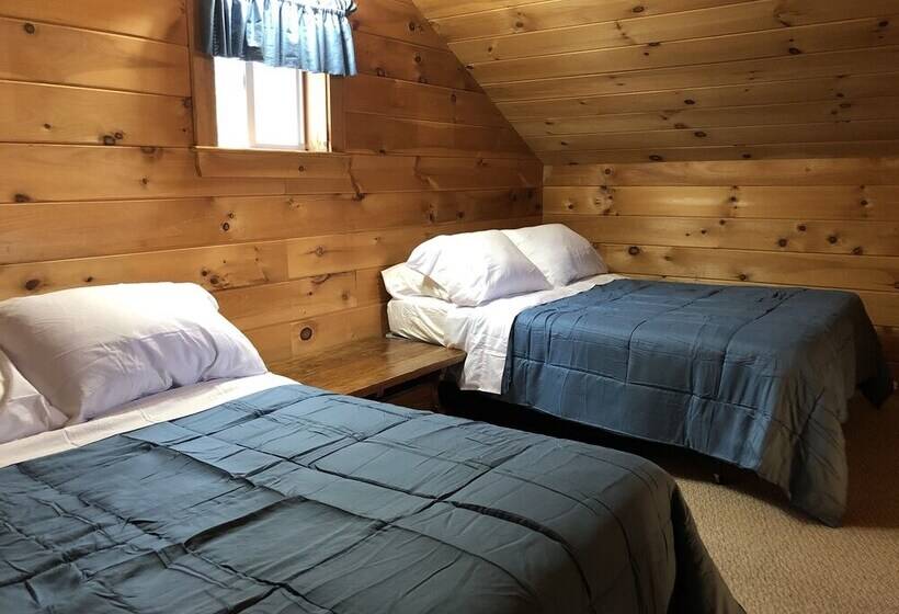 Kennebec Riverside Cabins