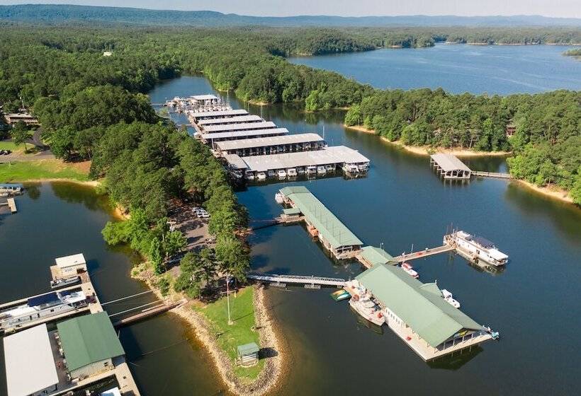 Mountain Harbor King Guest Room On Lake Ouachita By Redawning
