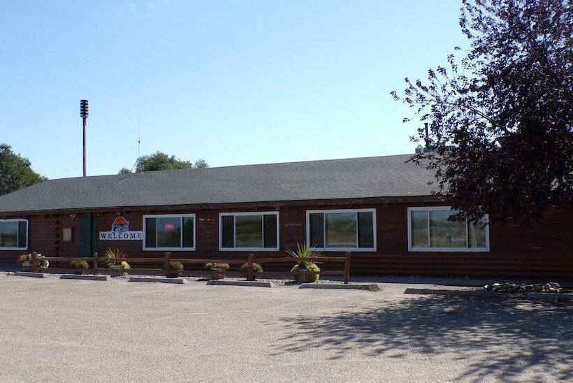 The Outpost Lodge