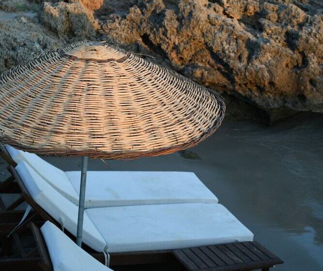 Zay A çeşme Hotel & Beach