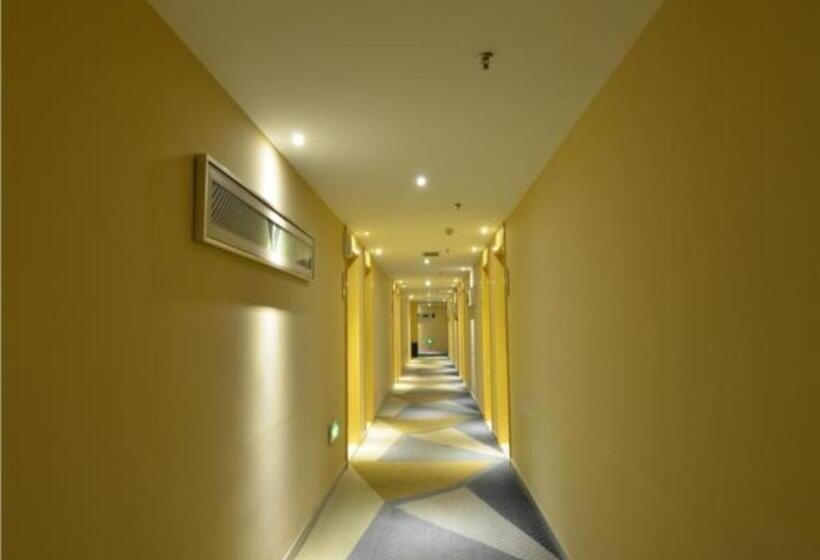 ホテル City Comfort Inn Wuhan Yangluo Yangguang Avenue