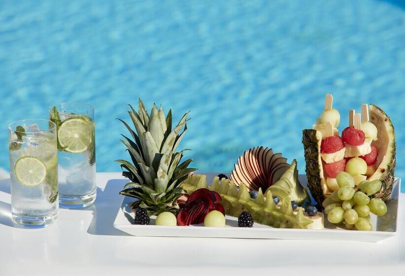 هتل Canaves Sunday