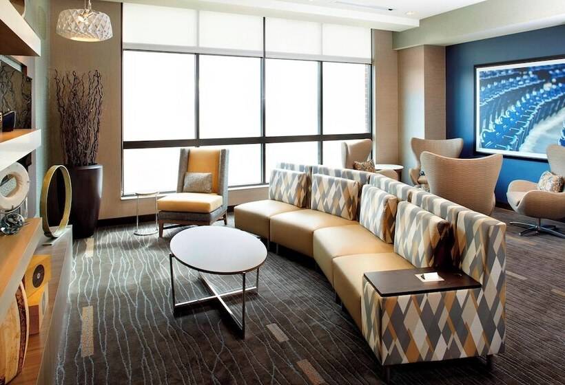 هتل Courtyard By Marriott Akron Downtown